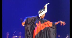 Maripol Instagram - Last night in London at the the Royal Albert hall @gracejonesofficial 
@meltdownfestival  @thebemagugu  @philiptreacy  @maripolitan  Thank you @azfactory 
Amazing Grâce ❤️❤️❤️❤️❤️❤️🎶🎶🎶🎶