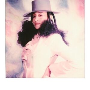 Maripol Instagram - THE ORIGINALS @wmag @traceeellisross , Actor, Activist, Entrepreneur! polaroids #maripol @polaroidoriginals background art @meolin0 makeup @lotstar hair @naivashaintl vintage fashion #givenchy #fendi