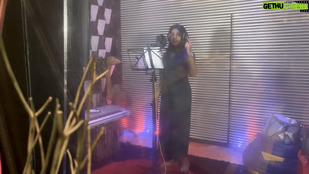 Maris Vijay - 44K Likes - “Though miles may separate us, my heart knows no distance. It longs for your presence, yearning for the day when we’re reunited once again. I miss you dearly.” Kadhal Vithaiyee @mullai.nisanthan.official @shaileybidwaikar @marisvijayofficial @mmuzikofficial @trinity_waves_studio #love #imissyou #lovestatus #orchestral #strings #music #kollywood #kollywoodcinema #tamil #tamilcinema #lovesongs #studio #logicprox #musician #singersongwriter #singer #lyrics