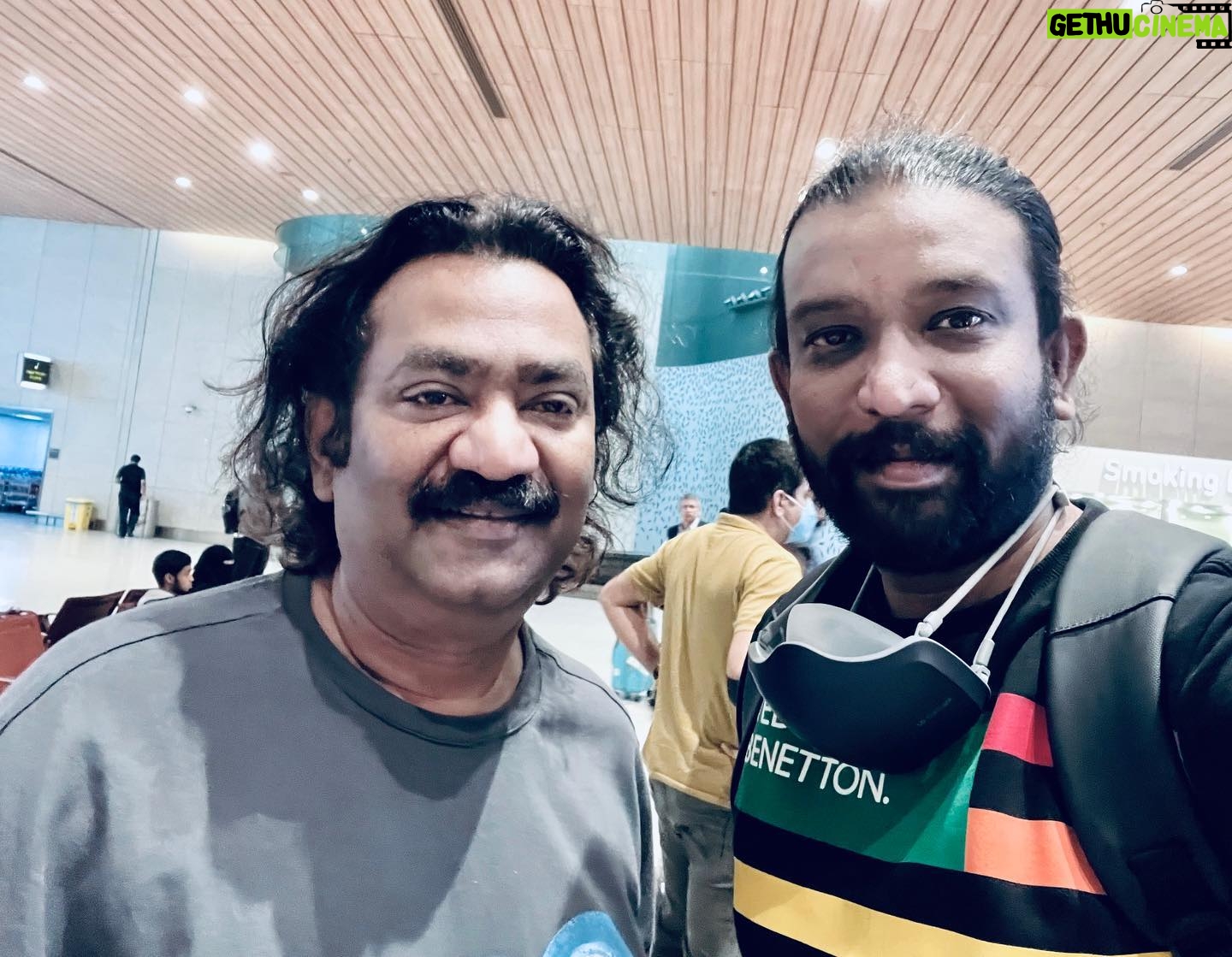 Maris Vijay - 32.9K Likes - After long Time @naveenkumarflute @marisvijayofficial @mmuzikofficial @trinity_waves_studio #flutemusic #flute #flutelife #woodwindows #fluteplayer #flutemusic
