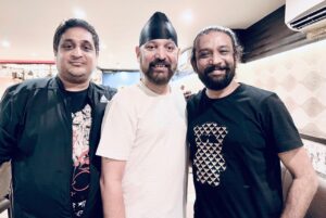 Maris Vijay Instagram - Throwback with top most editor in Bollywood Bunty Nagi Sir with my Macha Avik @bunty_nagi @singleboot @marisvijayofficial @mmuzikofficial @trinity_waves_studio @marisvijayfanpage #editor #editorial #flimedits #bollywoodedits #cinematography #bollywood #bollywoodsongs #singh #punjabisongs #punjab #punjabi #editor #bollywoodedits #movieedits #editing #edits #colorgrading #colorado #di #digitalart #music #musician #musicvideo