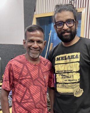 Maris Vijay Instagram - Happy To Record Gana Bala 1st Time for Bollywood Session @marisvijayofficial @trinity_waves_studio @mmuzikofficial #gana #ganasongtamil #ganatamilstatus #bollywood #music #musician #kollywood #ganabala #musically #musicproducer #hindi #bollywoodsongs #bollywoodmovies #bollywoodstyle