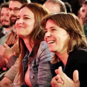 Marisa Matias Instagram - Que alegria e emoção ver a @catarina_smartins a encabeçar a lista do Bloco às eleições europeias. A melhor de nós ❤️
You go girl! Nós vamos contigo.
