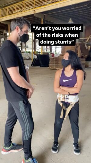 Marissa Labog Instagram - Definitely not my first rodeo. 🤠

#stuntperformer #stunts #stuntlife #stuntwomen #stuntwoman #strongwomenrock