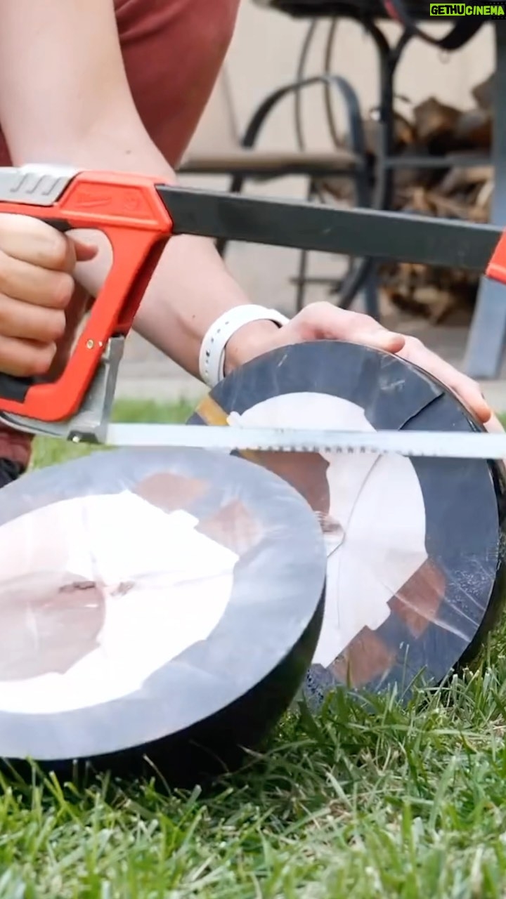 Mark Rober - 735.1K Likes - You don’t have to be good at bowling… to be good at bowling.
Enjoy this remix of an engineering classic. #throwbackfriday