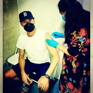 Mark Strong Instagram - 2nd jab done. Vaccination essential to get past this hateful virus.
#vaccinationdone✔️ #covidvacccine #covid_19 @tigers