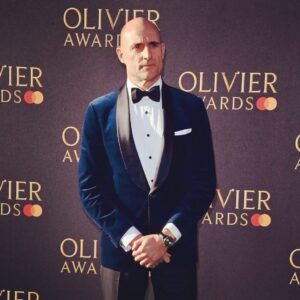 Mark Strong Instagram - Presented the best director award at the 2023 Olivier awards last night. A great night of talented performances and individuals at the Royal Albert Hall. Highlights for me was a very moving speech by the legend that is Sir Derek Jacobi and the amazing hosting by the insanely talented Hannah Waddingham.. @hannah_waddingham #derekjacobi #sir @olivierawards #awards #theatre #musicaltheatre. Thanks to @brunellocucinelli_brand @brunellocucinelli and @bremontwatches #fashion  #style @davebenett #london #uk