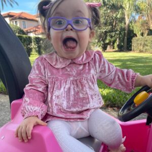 Mark Tremonti Instagram - Happy World Down Syndrome Day!!
@stellamonroeelizabeth I’m so proud to be your Dad, you make the world a much better and happier place. 💙💛 #worlddownsyndromeday @ndssorg @vlmvictoria @austentremonti @pearsontremonti