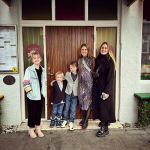 Markéta Irglová Instagram - Had the most beautiful birthday yesterday ✨💖✨ thanks to my wonderful family and friends and all of you who thought of me and sent me love and light 🙏💗⭐️ know that it is returned to you a thousand fold. 🕊️