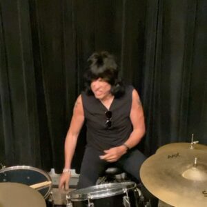 Marky Ramone Instagram - Happy Happy Happy Thanksgiving. Peace rules. 🥁❤️😉✌🏻