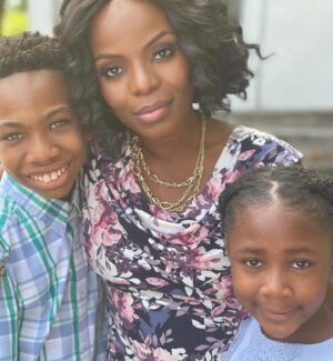 Marsha Stephanie Blake Instagram - These two stinkers are Arthur and Latisha (Taj Johnson and Sheridan Walker), Aunt Niecie’s grand nephew and niece. One’s a sweet sweetie sweetheart, the other does nothing but drive Niecie crazy and beg for things. Try to guess who’s who. 

See what all they’re begging for starting a week from today. 

SEVEN DAYS until the premiere of #thelastdaysofptolemygrey @appletvplus