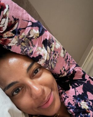Marsha Thomason Instagram - Time to get up! Good morning Instafolks!❤️