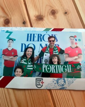 Marta Andrino Instagram - O Euro começou para Portugal 🇵🇹🙌🏼♥️

Boraaaaaaaaaaaaa #euro2024 #portugal #futebol #bola