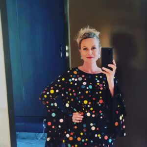 Marta Dusseldorp Instagram - Logies look: Thank you to the extraordinary Australian designer @romancewasborn for the dress
Jewels @canturi 
Shoes/bag @rogervivier 
Style @mattiecronan 
H&M @juliecooper_makeup

@foxtel 
#thetwelve