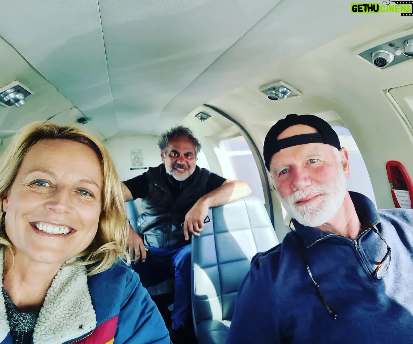 Marta Dusseldorp - 1.1K Likes - Welcome @waynerblair as our new director for Bay Of Fires Eps 5 through 8.
Alongside our miraculous Director Of Photography @martymeme
This was taken while shooting a sequence which is the grand finale of Episode 5 tonight @abctv
Enjoy!