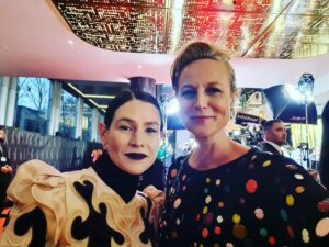Marta Dusseldorp Instagram - Hung out with rockstar @yaelstone (check out her "Robin" in #bayoffirestv episode 3  streaming now on @abctv iview.

Fan girled over the extraordinary @chloeshayden & @ayeshamadon from @heartbreaknetflix @netflixanz

Annnnnd met and cuddled @gigiamazonia - a wonder woman/goddess. 
Alone Tasmania @sbs_australia

What a night! At the @tvweekmag #TvWeeklogies 

Now for some well earned sleep.

Thank you for having me along @foxtel 
#thetwelve @binge