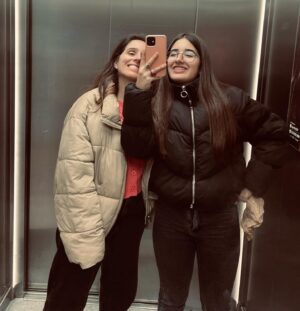 Marta Fernandes Instagram - Gosto dela com todo o coração. Gosto dela mais do que de mim. Gosto de mim por ela. Gosto dela a cada respiração. Gosto dela a cada batimento cardíaco. Gosto dela toda. Gosto dela como é. Gosto dela comigo. Gosto de mim com ela.