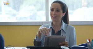 Marta Fernandes Instagram - Minúscula participação na novela @queridospapastvi , na @tvioficial , produzida por @pluraloficialpt .
#atriz #tv #ficção #portuguesa #act
