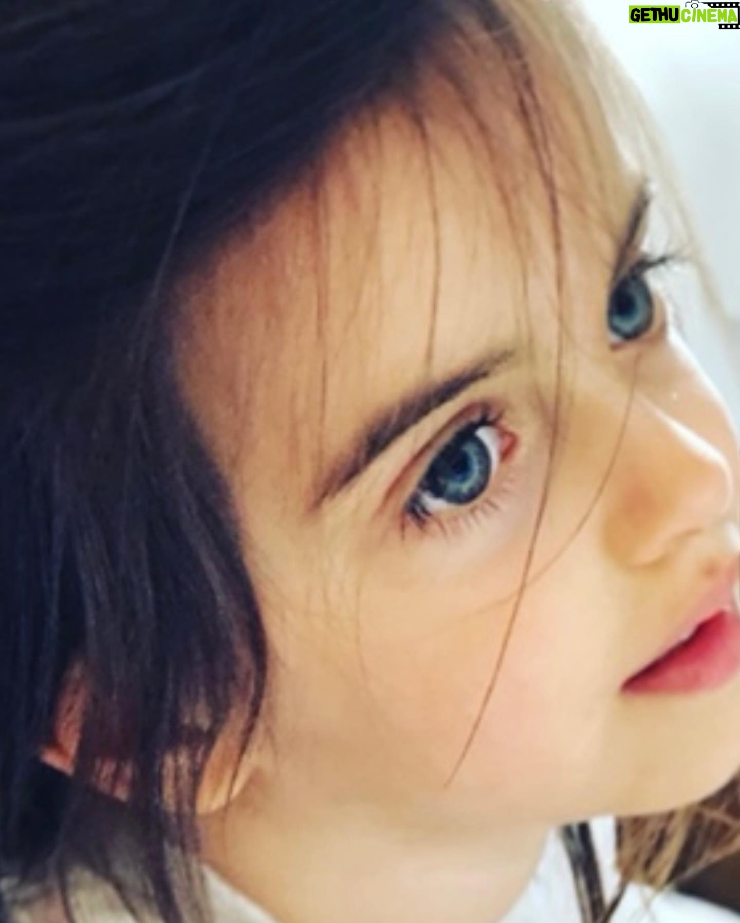 Marta Leite de Castro - 675 Likes - A minha Princesa mais nova faz 10 anos ❤️ que caminhada tão boa que tem sido 😍 e o quanto gostamos de rir juntas, que sentido de humor incrível 🥰 o meu amor por si é sem medida! Caetana mais querida!