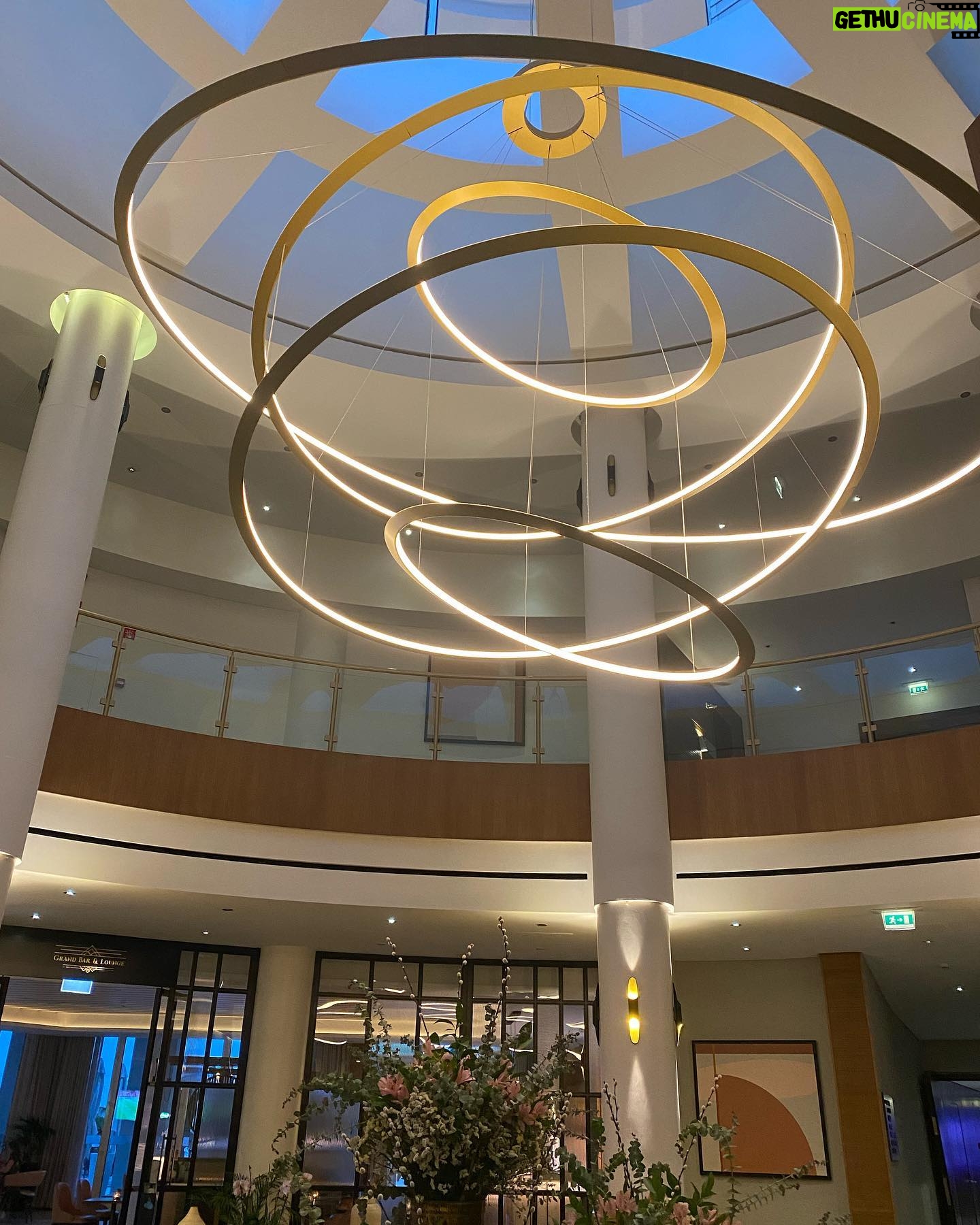 Marta Leite de Castro - 340 Likes - Que dias incríveis no @wyndhamgrandalgarve ❤️ em família ❤️ que bem recebidos, que bem instalados e que bem tratados! Parabéns à sua equipa @chococastro 🌷