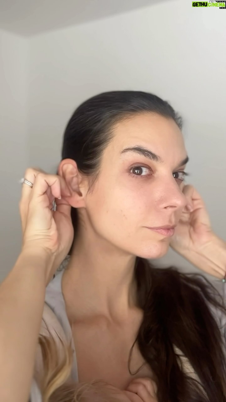 Marta Ondráčková - 843 Likes - ZÁZRAČNÁ MASÁŽ. Prostě to zkuste. A pak to dělejte každý den 😁
#vyzvaudrzksicht No.5
Tak pa zítra 💋
#udrzksicht