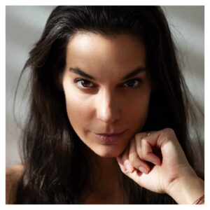 Marta Ondráčková Instagram - SOUTĚŽ O ROČNÍ PŘEDPLATNÉ #UDRZKSICHT na Forendors. A to hned pro dvě z vás. Napište si, co byste přála SOBĚ k 41 narozeninám a označte svoji soul mate/kamarádku. Obě budete moct vyhrát celoroční předplatné #udrzksicht 
Losuju zítra 💋

#41 #narozeniny #delamradost #soutez #birthdayparty #sevsimvsudy #slavim #potrebujuspat