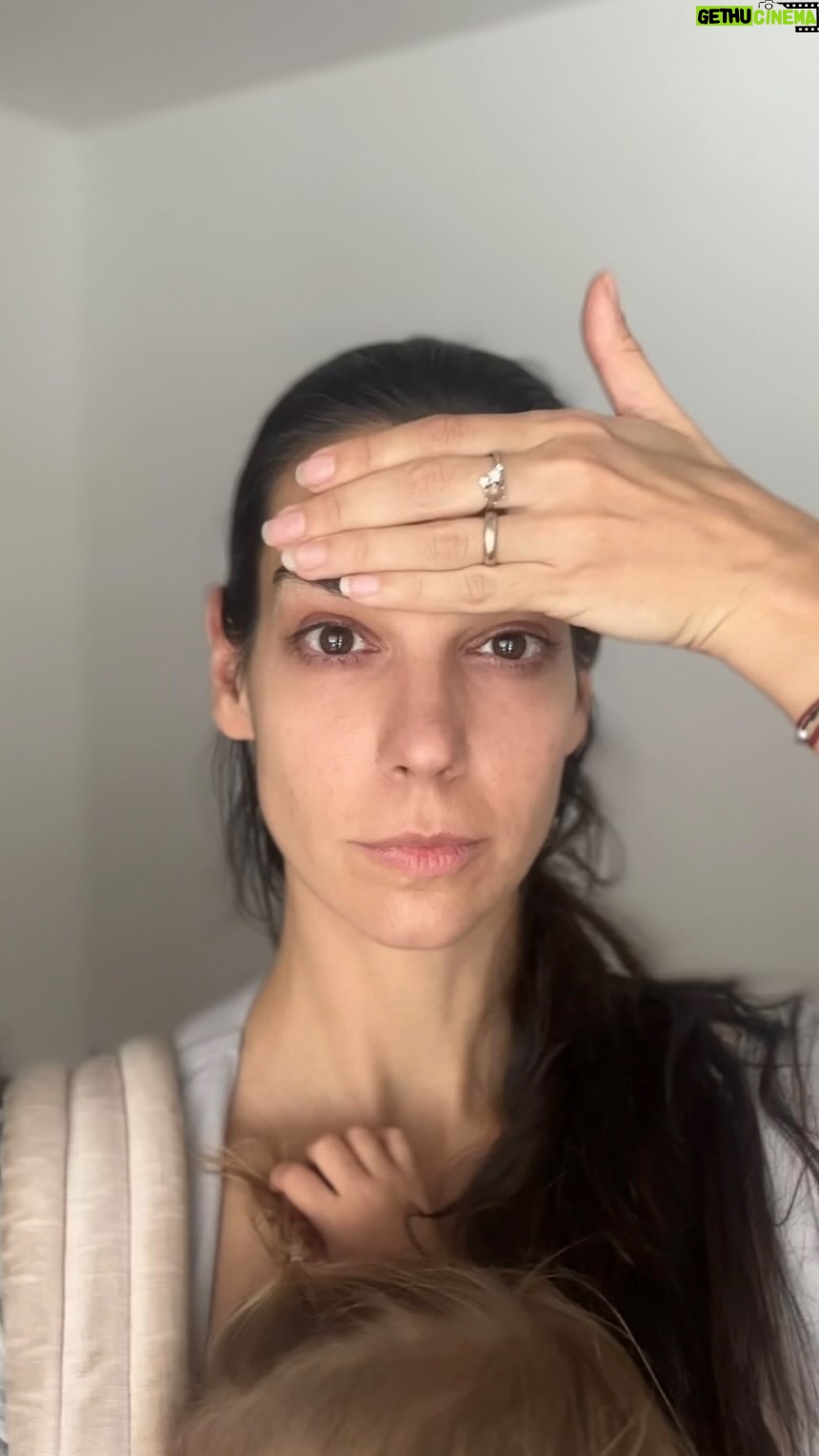 Marta Ondráčková - 527 Likes - OČI a hlavně ZDRAVÉ OČI. Za to, jak vypadá vaše oční okolí můžou i všechny ty svaly uvnitř! Polechtejte je :-)
#vyzvaudrzksicht No. 7
Tak pa zítra 💋
#udrzksicht