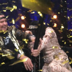 Marte Stokstad Instagram - Det regner gull på Nrk i kveld også, Adresse Tel Aviv begynner 20.55🏆#eurovisionsongcontest