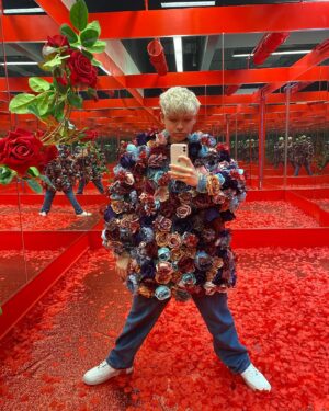 Marteen Instagram - don’t forget to stop and smell the roses 🥀🥀🥀
