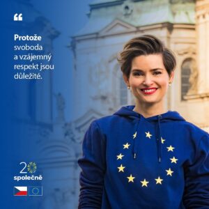Martha Issová Instagram - Proč EU? U příležitosti 20. výročí 🇨🇿🇪🇺ČR v EU nám odpověděla desítka českých osobností. 

❤️Děkujeme jim i vám, že si tento důležitý moment připomínáte s námi!

A proč je podle vás důležité, že je Česko součástí EU?

Odkaz s více informacemi o členství v EU najdete v biu.

📸Photo by @alicehrubastudio 

@tereza.voriskova @dvatatove @marsalekjosef82 
@lukashejlik @martha_issova_official @martina.viktorie @vavrinec_hradilek @miroslav.krobot @milena.kralickova @ctvrtniczech 
@unikarlova 

#20letČRvEU I #zažijteevropu
