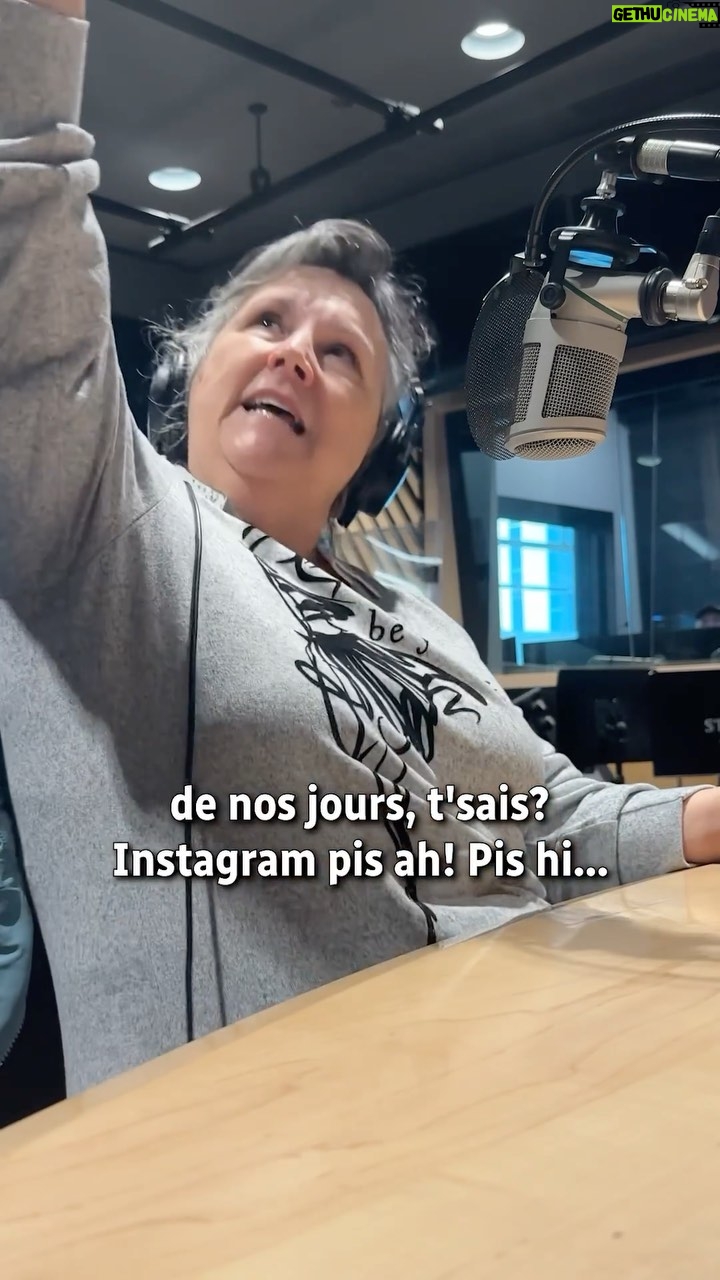 Marthe Laverdière - 5.4K Likes - « Mais c’est ça le bonheur ! C’est des toutes petites choses. » - @marthe_laverdiere
L’horticultrice était à l’émission @delhuilesurlefeurc dernièrement.
À écouter en rattrapage sur @rc_ohdio ! (28 janvier 2024)
#icipremiere #delhuilesurlefeu #marthelaverdiere