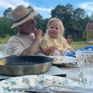 Martin Björk Instagram - Jag kunde inte ha fått en bättre midsommar. Vad mer kan man önska än att få hänga med dom här❤️