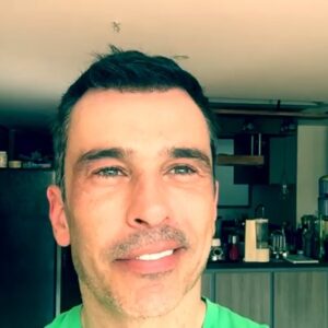 Actor Martín Karpan HD Instagram Photos and Wallpapers August 2018