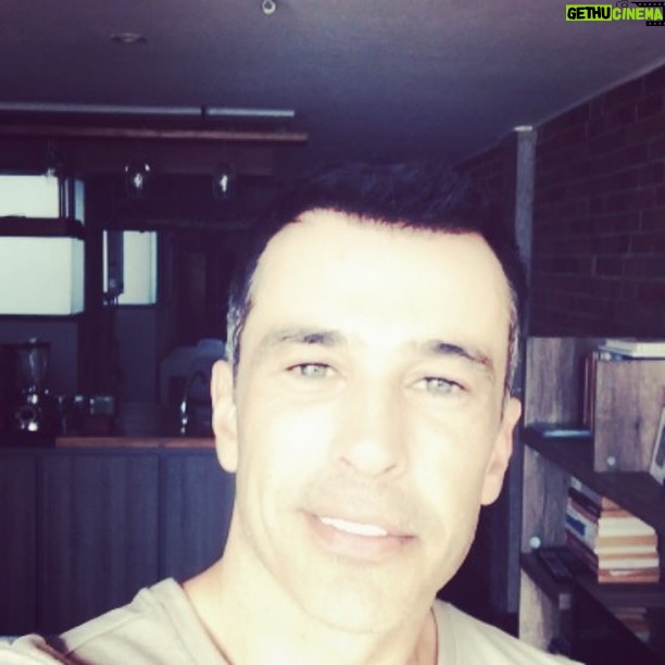 Martín Karpan - 1.3K Likes - 👁 A quien se le antoja un asadito para chuparse los dedos?. @labajadacajica es el lugar entonces. Abre las puertas el 30 de marzo!