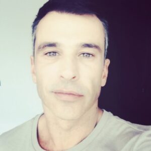 Martín Karpan Instagram - Este domingo nos vemos en la caminata por la solidaridad en Bogota. A compartir nuestros valores!🤟🏼
