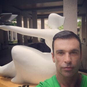 Martín Karpan Instagram - Me gustan los lugares que dan protagonismo al arte. Porque los seis sentidos quedan grabados en nosotros. @ParadisusResorts @fgirolimini