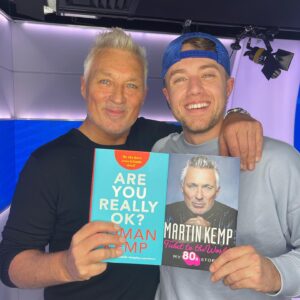 Martin Kemp Instagram - Capital Radio Friday morning with my boy @romankemp ..
Man now there’s a pic I never saw coming!!
