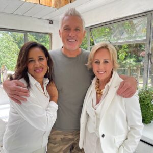 Martin Kemp Instagram - Love seeing my girls back together!!
Pepsi and Shirlie Rule🥰 @pepsidemacquec @shirliekemp #wham