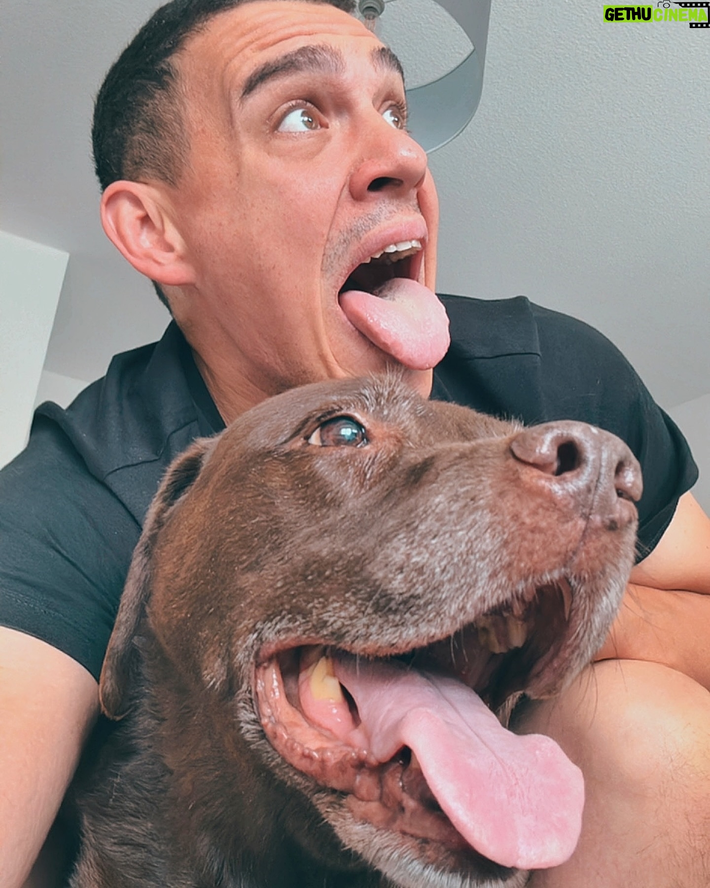 Martin Rudloff - 20.2K Likes - Morgenroutine mit Maya so oft es geht ... ❤️
Kommt gut in die neue Woche.