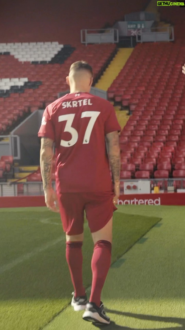 Martin Škrtel - 3.1K Likes - Už túto nedeľu🫵🏻Chcem vás len poprosiť☺️Nenechávajte nákup lístkov na poslednú chvíľu🕰️Kapacita je skutočne obmedzená👥Vás obrovský záujem mne úprimne teší❤️
Lístky👉🏻Maxiticket.sk