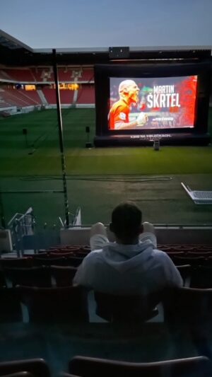 Martin Škrtel Instagram - Extrémne sa na Vás teším🎬🗣️