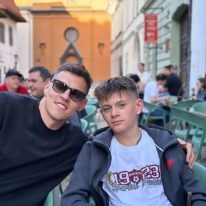 Martin Škrtel Instagram - In Košice with Matteo ❤️ #slovnaftcup #final #spartak