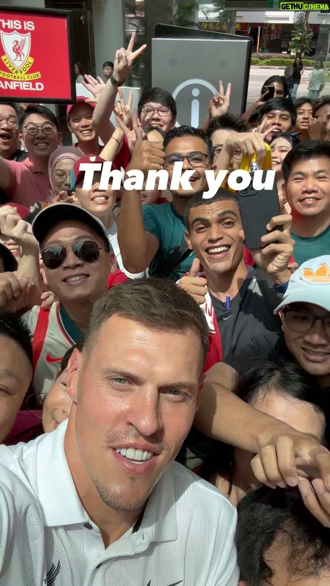 Martin Škrtel - 7.8K Likes -
