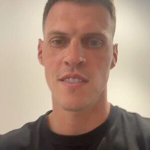 Martin Škrtel Instagram - Je mi naozaj velkou cťou a těším sa🔊🇸🇰