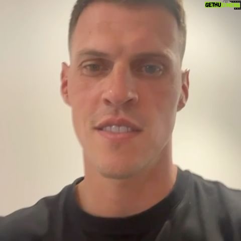Martin Škrtel - 2.7K Likes - Je mi naozaj velkou cťou a těším sa🔊🇸🇰