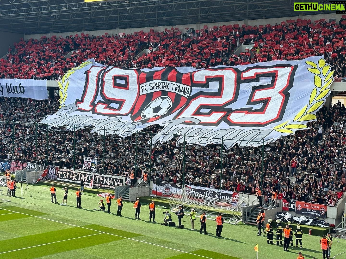 Martin Škrtel - 3.2K Likes - Všetko najlepšie @spartak_sk ❤️🖤