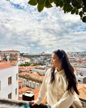 Martina Ortiz Luis Instagram - Obrigada, Portugal. You’ve truly left your mark on me. 🥹❤️‍🩹

(& many band-aids were needed)