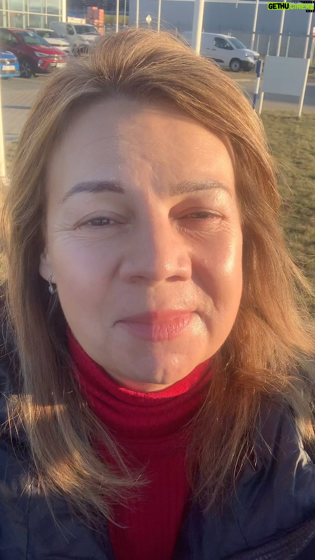 Martina Randová - 1.2K Likes - To je tak,když vás v lednu 2024 chytne policie a oznámí vám nečekanou novinku…….. a zachrání vás @smazik_kladno. Je to opravdu ten nejlepší Autosalon. Nezažila jsem profesionálnější a lidštější přístup k zákazníkovi. ❤️