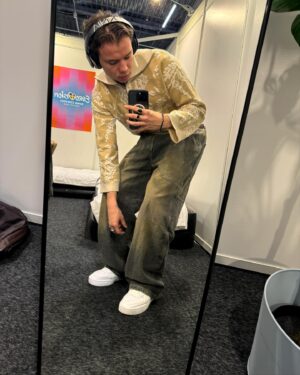 Martinus Gunnarsen Instagram - Album coming in may, who is excited?🥹