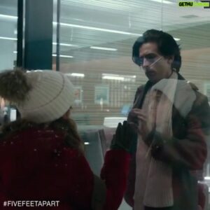 Marvin Matyka Instagram - The Official Sountrack Video from @fivefeetapartfilm ❤️ Now available on YouTube! #fivefeetapart  #fivefeetapartedits #colesprouse #teenchoiceawards #teenchoiceawards2019